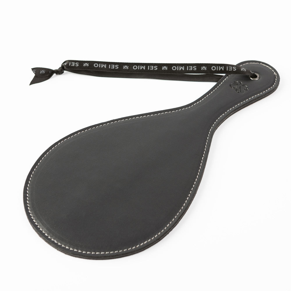 Sei Mio Roundly Chastised Circle Paddle
