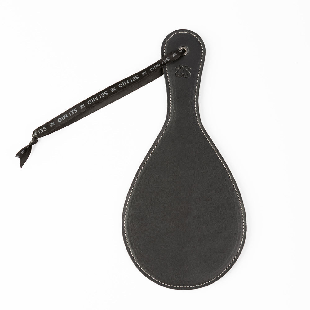 Sei Mio Roundly Chastised Circle Paddle