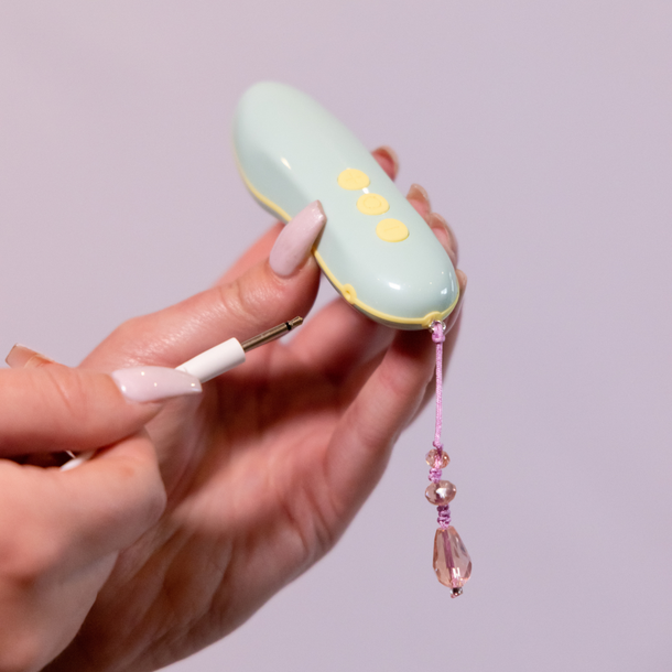 Like A Kitten Pleasure Hunter 4-in-1 Vibrator Attachment Set for Clitoral, G-Spot Anal & Nipple Stimulation - Green